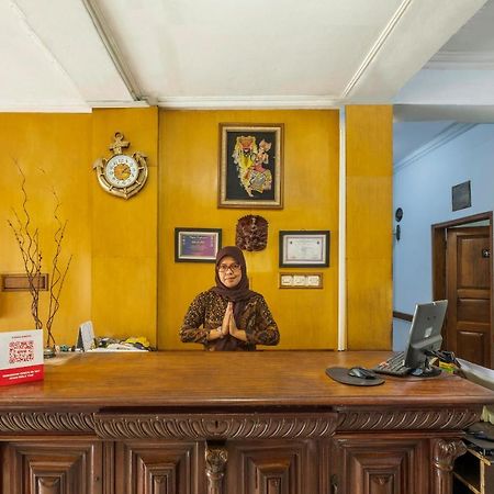 Oyo 1945 Hotel Bali Indah Bandung Luaran gambar
