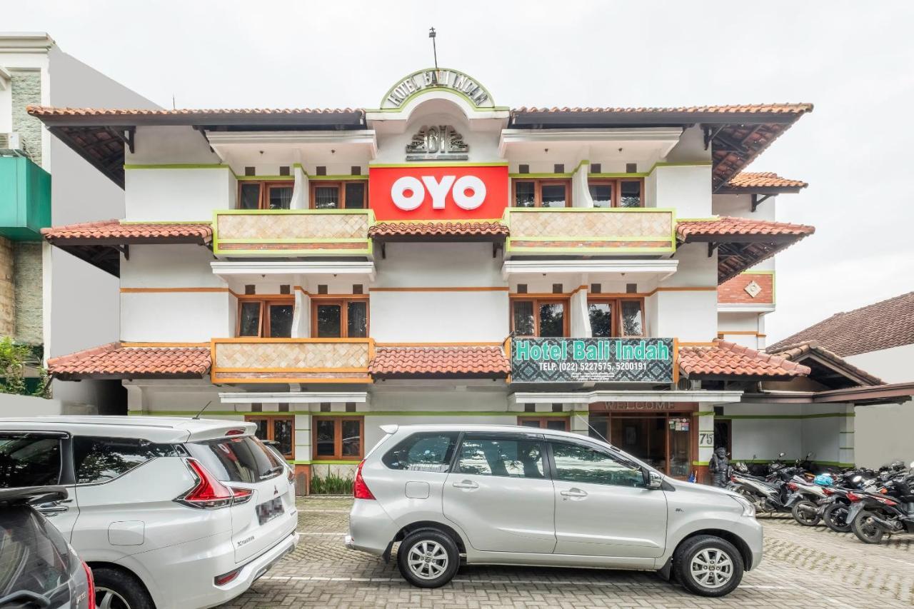 Oyo 1945 Hotel Bali Indah Bandung Luaran gambar