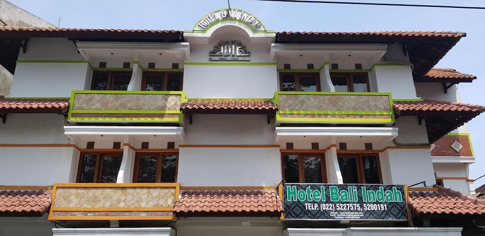 Oyo 1945 Hotel Bali Indah Bandung Luaran gambar