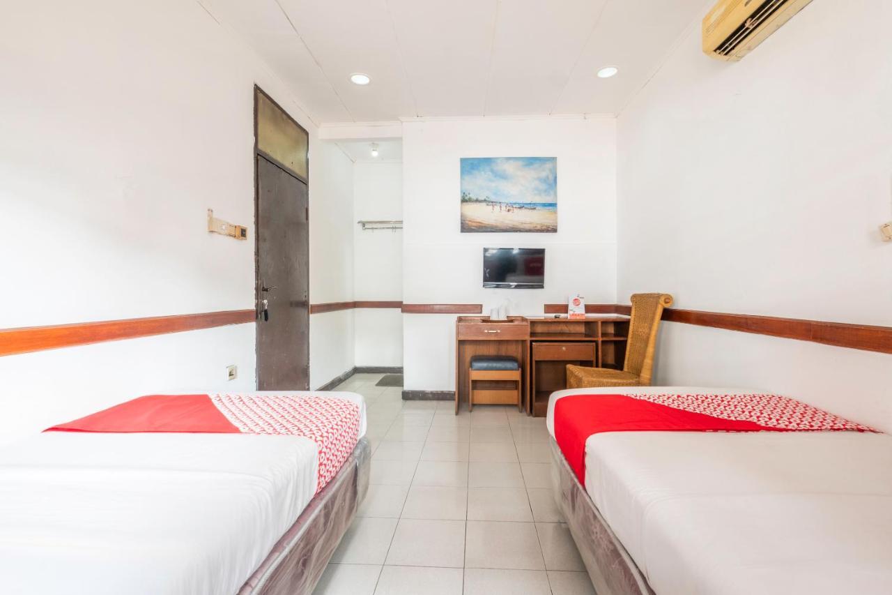 Oyo 1945 Hotel Bali Indah Bandung Luaran gambar