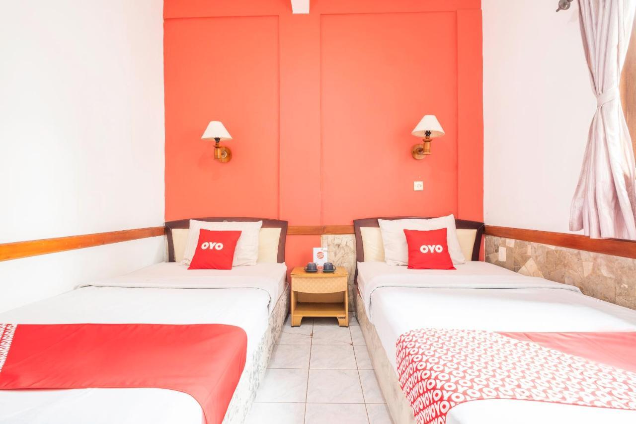 Oyo 1945 Hotel Bali Indah Bandung Luaran gambar